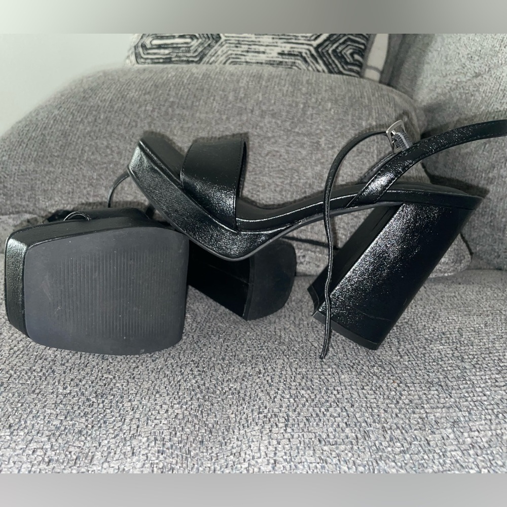 Black OPEN EDIT Noella Ankle strap platform sandal/ size 7/ great condition